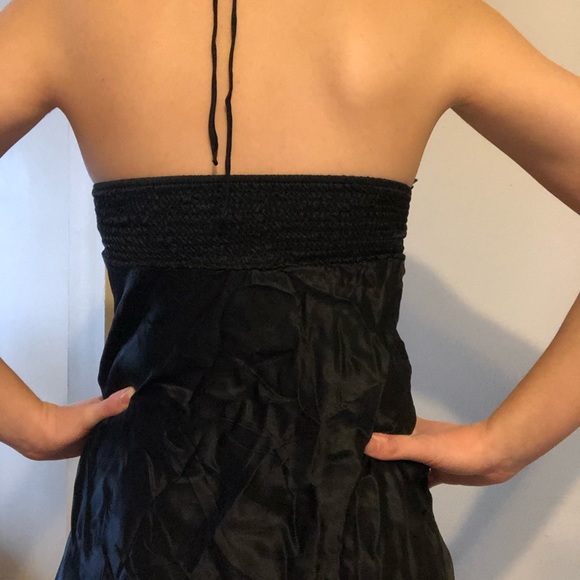 Junior’s Black Silk Strapless/Halter Top - Picture 4 of 4